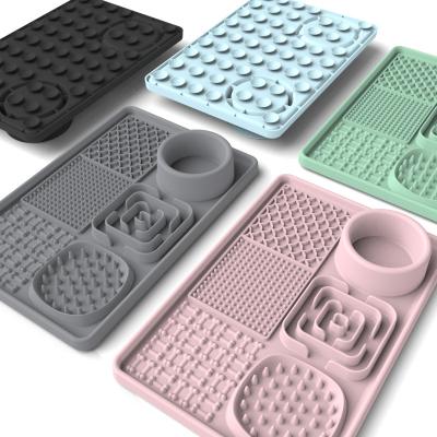 China Sustainable Dropshipping Silicone Non-Slip Design Slow Feeder with Suction Cups Dog  Licking Mat for sale