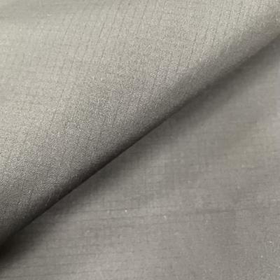 Cina 141GSM 100%P WR Bonding Polyester fabric in vendita