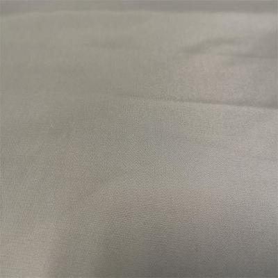 Chine Tissu Fabirc tissé en nylon 70dx70d 230t 85gsm de sergé à vendre