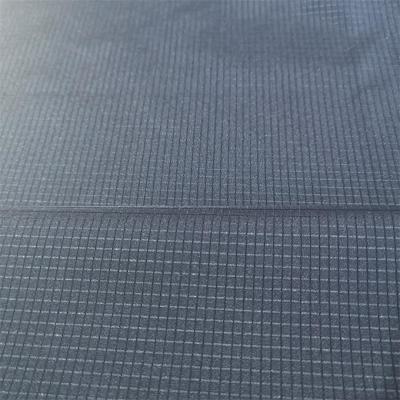 China Loch des Polyester T400 Spandex-Gewebe-94gsm 75dX75d und Punchin-Art zu verkaufen