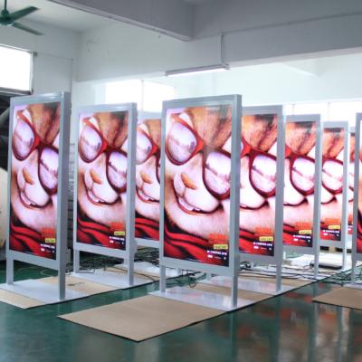 China Outdoor 75Inch Floor Standing Self Advertising Service Outdoor Kiosk Display Video Screen for sale