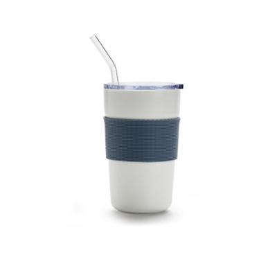 China Viable Easy-to-carry Portable Straw Cup Large Capacity Water Cup Cute High-looking Gifts For Women for sale