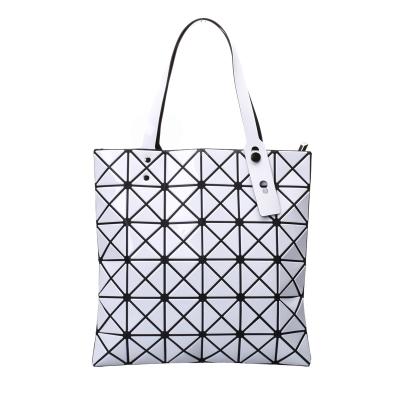 China Bright Rhombus Women's Geometric Slim Handbag Travel Towel Fashion Tote Bag Geometric Lattice Design Bag Tote Bag for sale