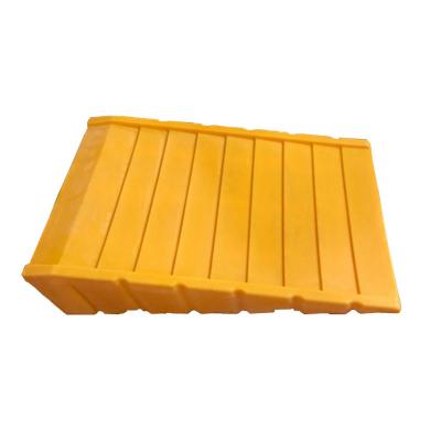 China For Plastic Spill Drum Pallet Spill Restraint Pallet Ramp Plastic Spill Drum Pallet Safe Storage for sale