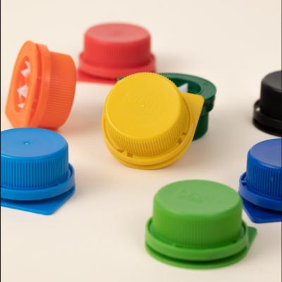 China Non Spill New design plastic water juice milk bottle colorful plastic screw cap streamcap 500 for sale