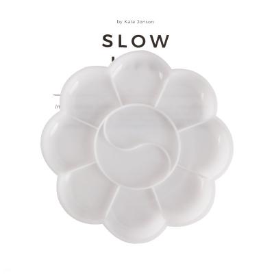 China Mini Flower Shaped Plastic Palette Art Paint Plastic Drawing Tray Color Palette for Painting and Drawing for sale