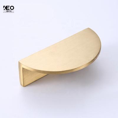 China Modern Brass Half Moon Furniture Hardware Cupboard Handles And Knobs Copper Wardrobe Cabinet Pulls for sale