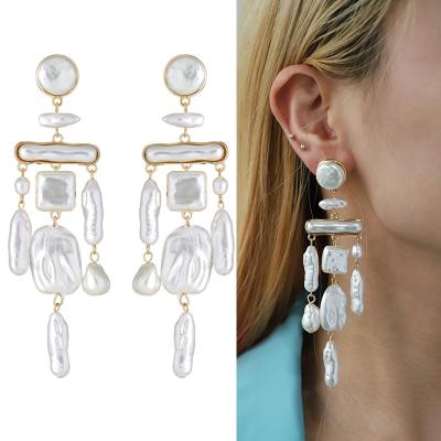 China Vintage personality drop earring drop earring women baroque luxury pearl high quality material friendly earrings women fashion jewelry for sale