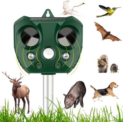 China Factory Wholesale Price Outdoor Viable Solar Ultrasonic Pest Control Cat Wild Animal Reflector Drive Away With PIR Sensor for sale