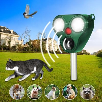 China Best Price Viable Ultrasonic Solar Pest Reflector Get Mouse Snake Bird Outdoor Waterproof Sentinel Free Installation Animal Repellent for sale