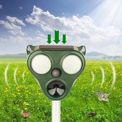 China Viable Garden Ultras Onic Reflector Outdoor Animal Motion Sensor Solar Powered Cat Dog Fox Sonic Deterrent Scarer Repeller for sale