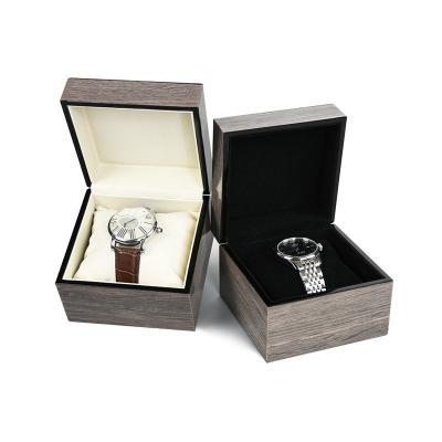 China Wooden Watch Packing Case Luxury Style Customized MDF Wooden Box for sale