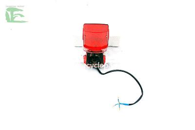 Chine La moto de Suzuki de lumière de queue de GN125 12V partie transparent rouge-clair de queue de GN125 12V à vendre