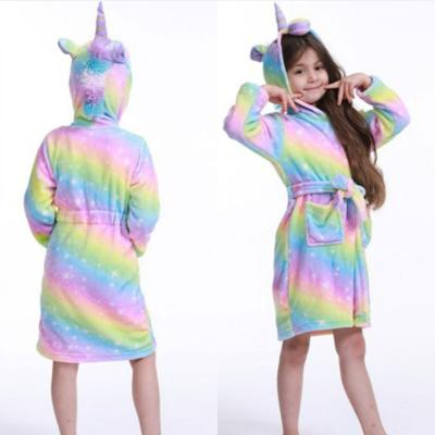 China Thermal Winter Plush Cartoon Kids Terry Towel Comfrotable Bathrobes For Teenage Girls for sale