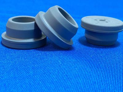 China 13mm 20mm 28mm Sterile Medical Brominated Rubber Stopper for Glass Injectable vial Antibiotic Bottle for sale