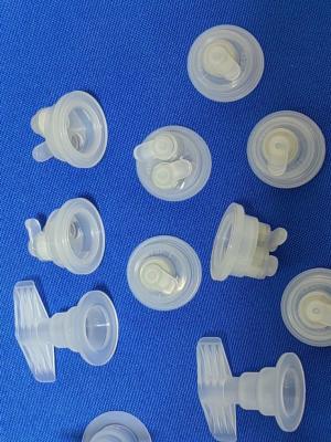 Cina 30mm 32mm Capo di tenuta per infusione PP farmaceutico per LVP PP Bottiglia di infusione in plastica Pull Ring Capo di infusione per iniezione in vendita