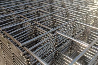 China 304 Stainless Steel Woven Wire Mesh 0.5mm - 5mm Steel Welded Wire Mesh for sale