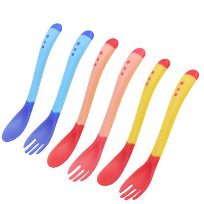 China BPA Free Baby Training Temperature Sensor Feeding Spoon with Fork Set for sale