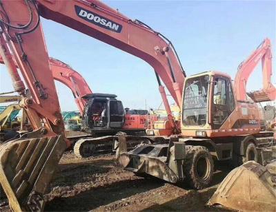 China secondhand doosan DH210W-7 wheel excavator/secondhand doosan wheel excavator for sale/21ton wheel excavator for sale