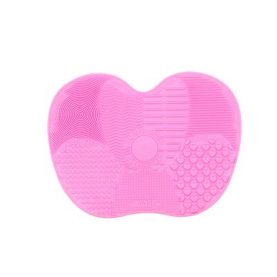 China Customized Makeup Brush Cleansing Design Heart Shape Silicon Mat Makeup Brush Cleaning Pad Remover for sale