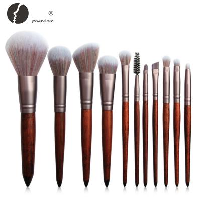 China Angular Blush Wholesale Private Label 12pcs Professional Makeup Brush Set With Gift Box for sale