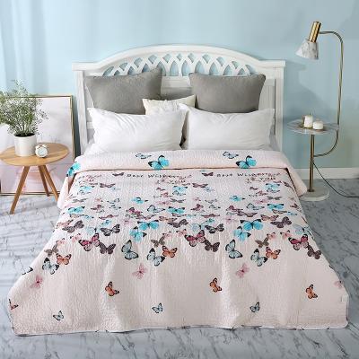 China Beautiful 100 Polyester Disposable Premium Ready Wash Butterfly Bedspread Adults Printed Quilted Comforter for sale