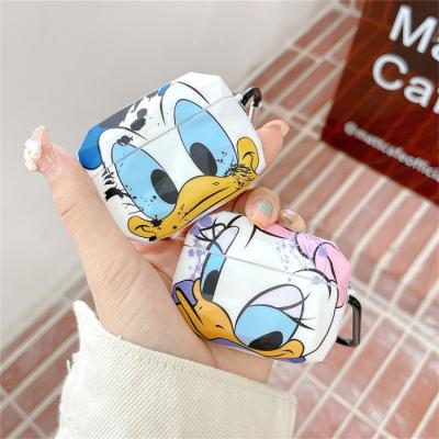 China For AirPods Pro Cute Duck Case for airpods 1&2, Shockproof and Anti Scratch Case with Carabiner for airpods pro for sale