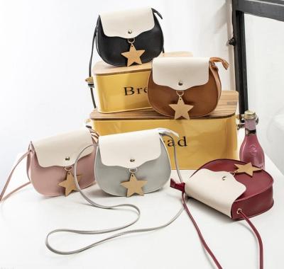 China Hot Selling High Quality Fashion Bag Women Handbags Travel Phone Bag Star Hanging Shoulder Bags Ladies Purses Wholesale Handbags for sale