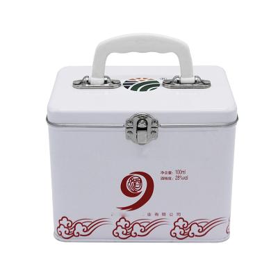 China Gift & Custom Craft Factory Metal Lunch Tin Packaging Gift Candy Box With Handle for sale