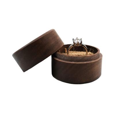 China Handmade Luxury Personalized Nut Around Wooden Jewelry Packaging Box Wedding Small Ring Box Gift Packaging for sale