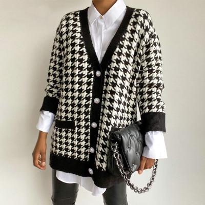 China Anti-Wrinkle Women Knitted Loose Oversized V Neck Button Houndstooth Sweater Jumper Cardigan Autumn Winter Long Sleeve for sale