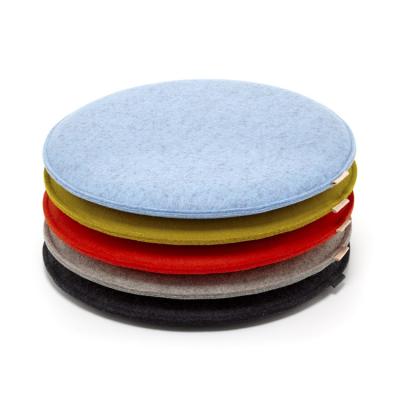 China Eco - Friendly Variety Color Single Round Shape Foam Filling Felt Cushion for sale