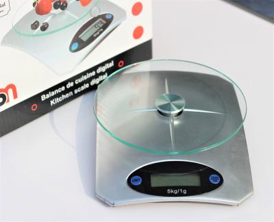 China Household Kitchen Factory Supply Kitchen Scale Glass Weighing Platform and Plastic Digital Kitchen Scale for sale