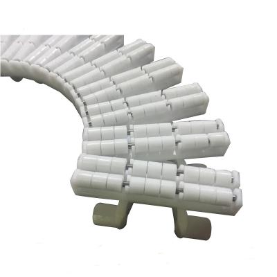 China Conveyor System Plastic Conveyor Chain With Rollers On Curve Surface Chains Flexible Conveyor Chain for sale