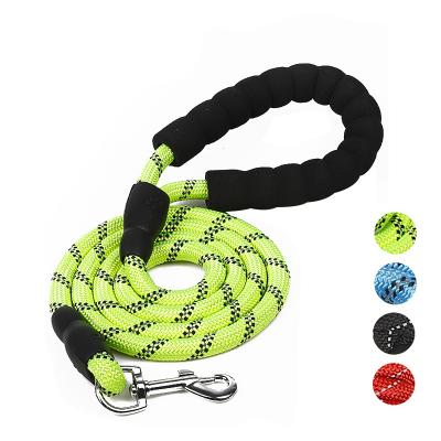 China Stocked in Running Pet Leash for Large Pet Dog Leash Round Pet Shop Supplier Thoughtful Pet Lead Lead Leash Wholesale for sale