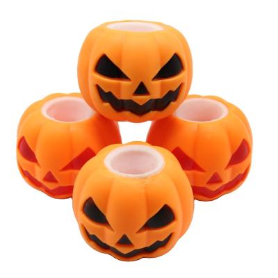 China Mini Soft Toy New Explosive Style Halloween Night Market Pumpkin Heads Pinch Le Vent Ball Funny Toys Decompress Toys for sale