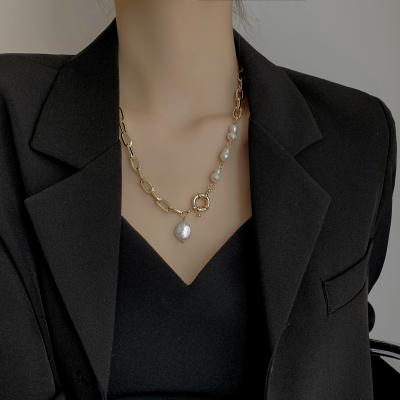 China Baroque Charm Jewelry Women Long Chain Elegant Pearl Fashion Simplicity Sweater Shape Chain Necklace for sale