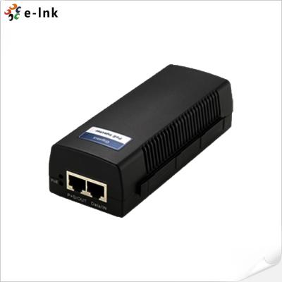 Cina Gigabit PoE Injector Adapter IEEE802.3at 30W supporto 10/100/1000Base-T in vendita