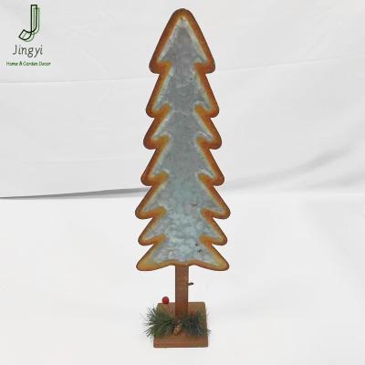 China Custom Native Wood Sculpture Christmas Tree Home Decor Metal Christmas Tree Sculpture Worn Size and Color for sale