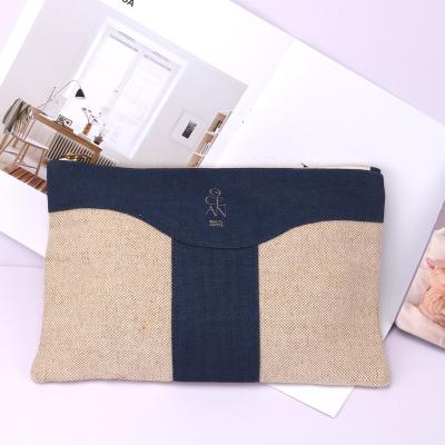 China Custom Logo Printed Canvas Zipper Pouch Lady TravelJute Cosmetic Gift Natural Makeup Pouch Bag for sale