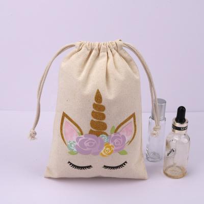 China Recyclable Custom Hot Stamping Organic Natural Cotton Drawstring Wedding Favor Party Candy Gift Bag Muslin Pouch for sale