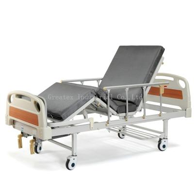 China Full Size Hospital Bed Medical Equipment Beds Equipped With Center Brake System for sale