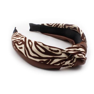 China Wholesale Headbands Women New Arrive Wide Headband Girls Hair Accessories Knotted Zebra Leopard Headbands for sale