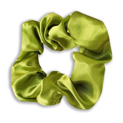 China Fashion new arrive 100% pure silk tie hair scrunchie large satin women soft silk scrunchies multi colors for sale