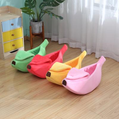 China Manufacture Removable Low Price Soft Plush Acrylic Sofa Pet House Banana Cat Soft Cute Dog Bed for sale