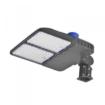 China Energy Saving LED Shoebox Lights 240W 320W Slipfitter Mount With Photocell Sensor for sale