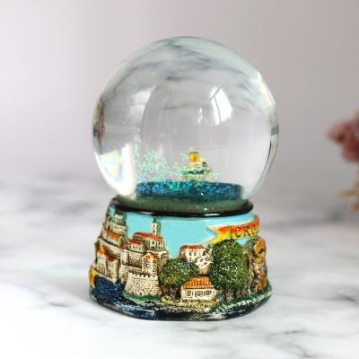 China Wholesale EW00173 Europe Cheap Custom Tourist Souvenir Snow Ball Beautiful Dubrovnik Coratia Polyresin for sale