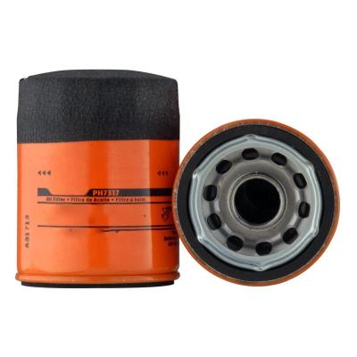 China UD Honeywell PH7317 Lube Oil Filter Hot Item with Good and Iron Fiberglass Paper for sale