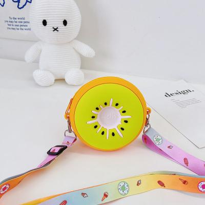 China New Arrival Silicone Fruit Student Inspired Girls Kids Mini Purse Donut Jelly Shoulder Bag Coin Purses Waterproof for sale