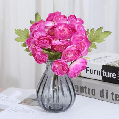 China Plastic Realistic Feel Moisturizing Roses Simulation Flower Flower Wedding Decoration for sale